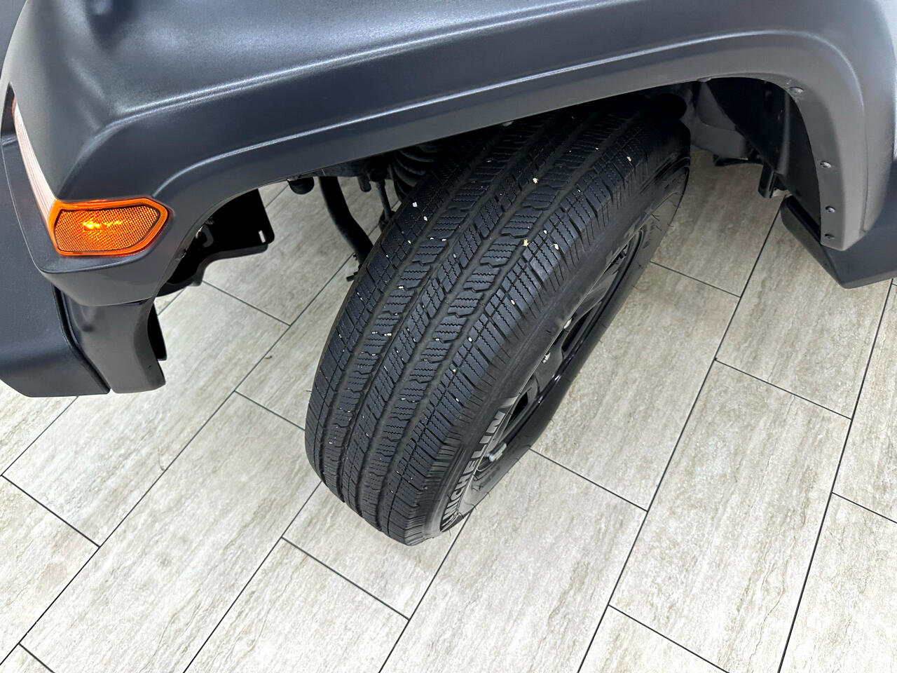 Used 2023 Jeep Wrangler Sport image 32