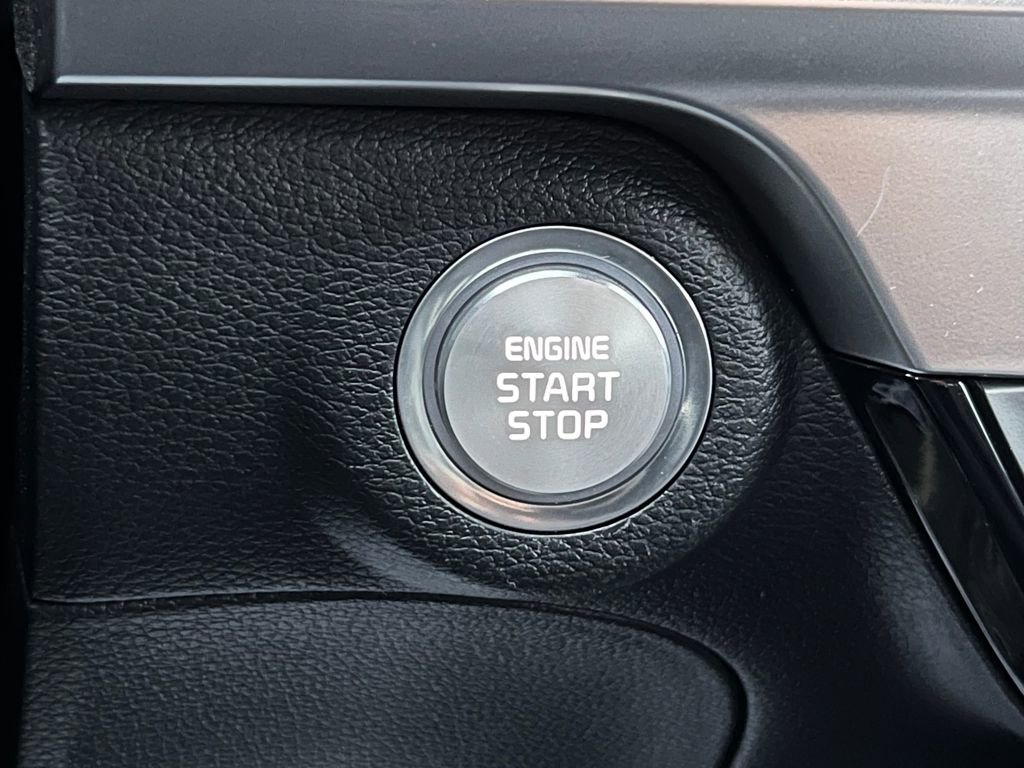 Used 2025 Kia Telluride S image 28