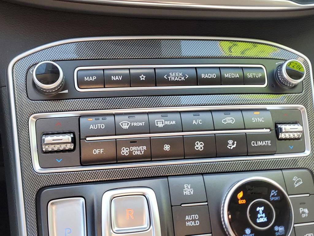 Used 2023 Hyundai Santa Fe SEL Convenience image 32