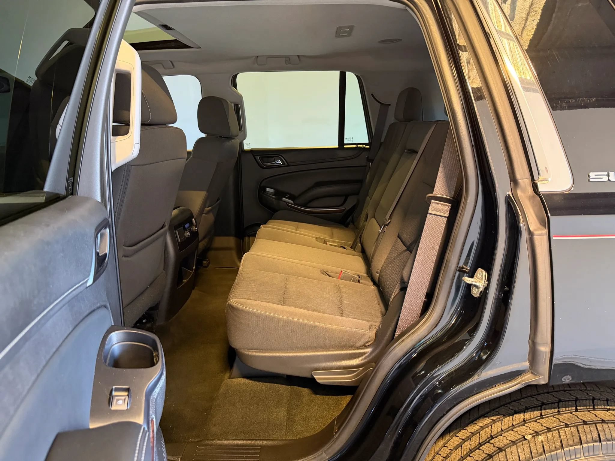 Used 2016 GMC Yukon SLE w/ HD Trailering Package AWD/4WD image 29