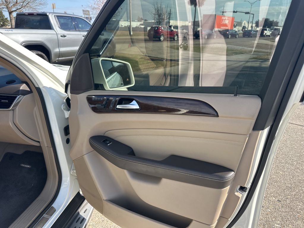 Used 2012 Mercedes-Benz ML 350 4MATIC image 11