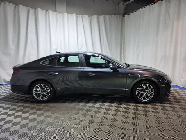 Used 2023 Hyundai Sonata SEL w/ Convenience Package FWD image 3