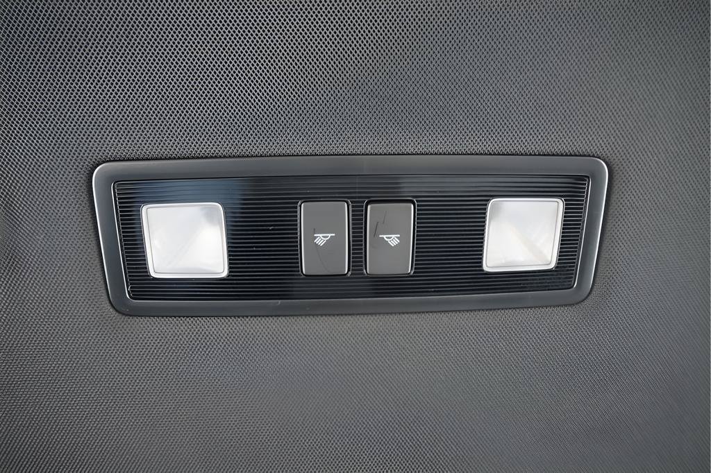 Used 2025 Volkswagen Jetta GLI Autobahn w/ GLI Black Package FWD image 19