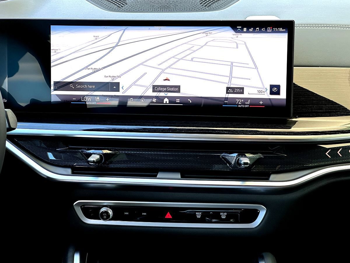 New 2026 BMW X6 xDrive40i w/ Climate Comfort Package image 20