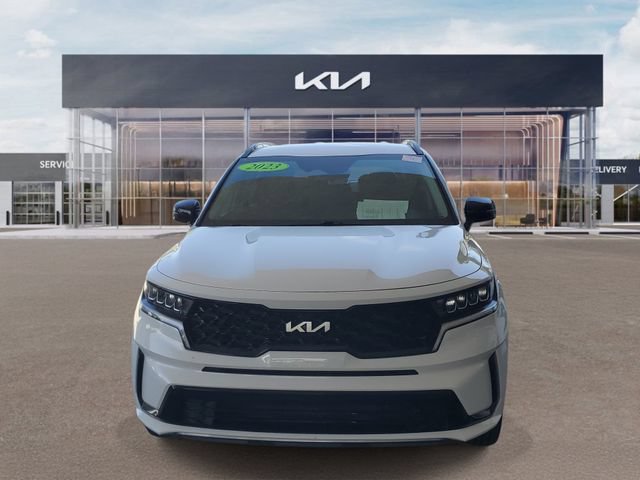 Certified 2023 Kia Sorento S FWD image 2
