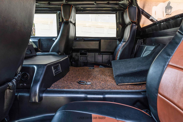 Used 1996 HUMMER H1 4-Door Open Top image 46