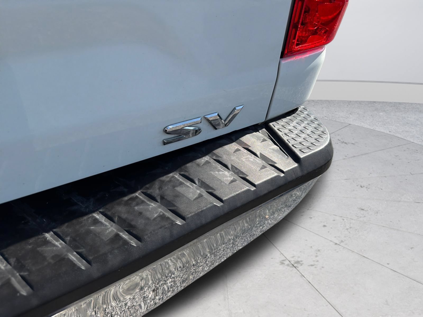 Used 2017 Nissan Titan SV RWD image 35