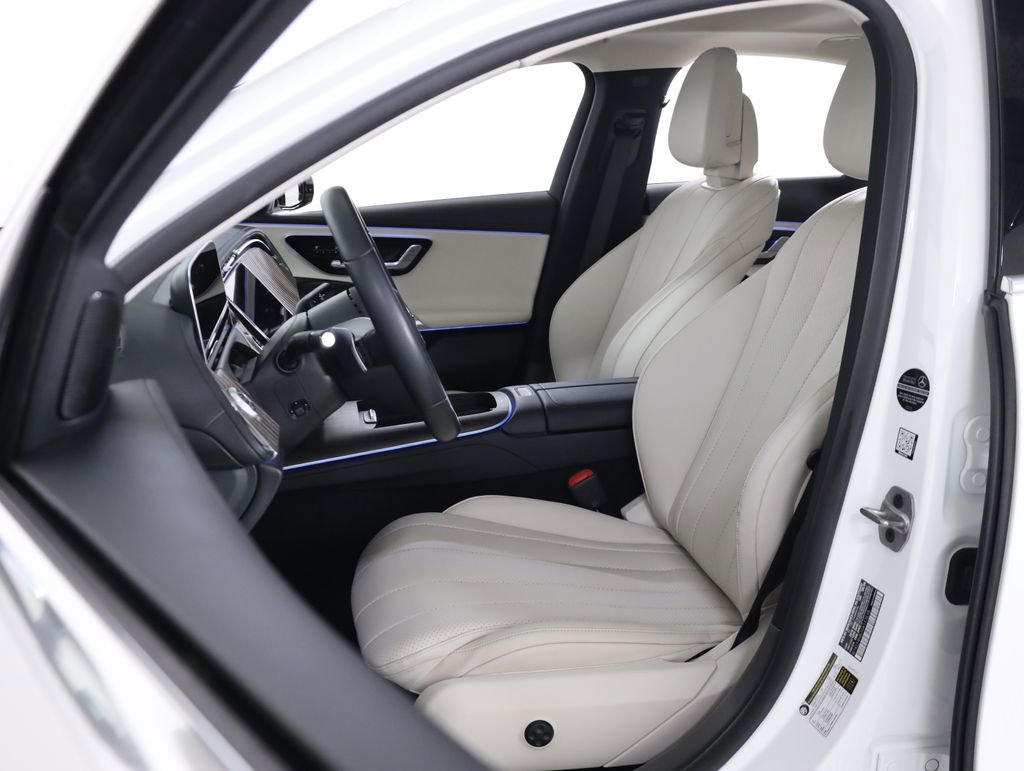 Certified 2025 Mercedes-Benz E 350 4MATIC Sedan image 27