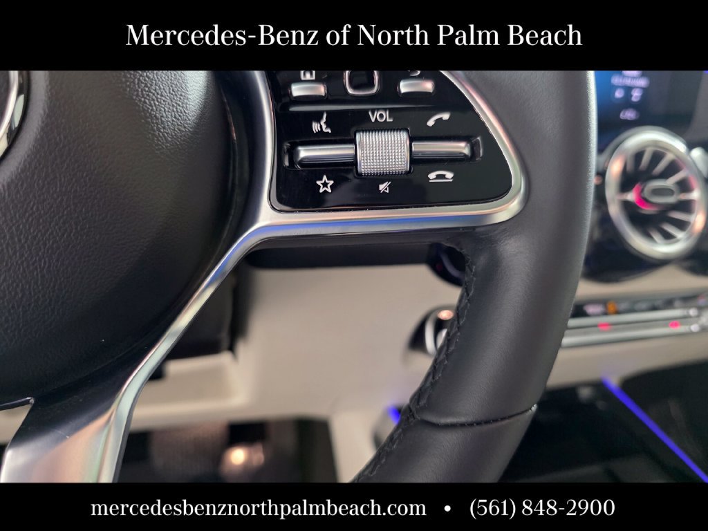 Certified 2023 Mercedes-Benz EQB 300 4MATIC image 20