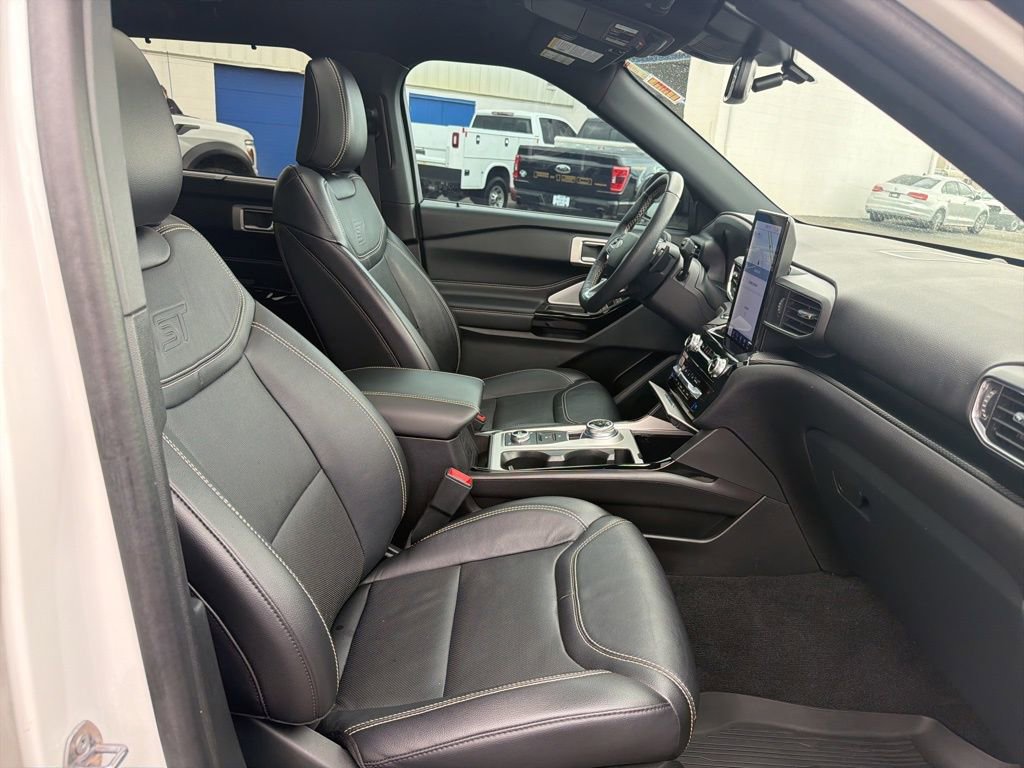 Used 2024 Ford Explorer ST w/ Equipment Group 401A image 36