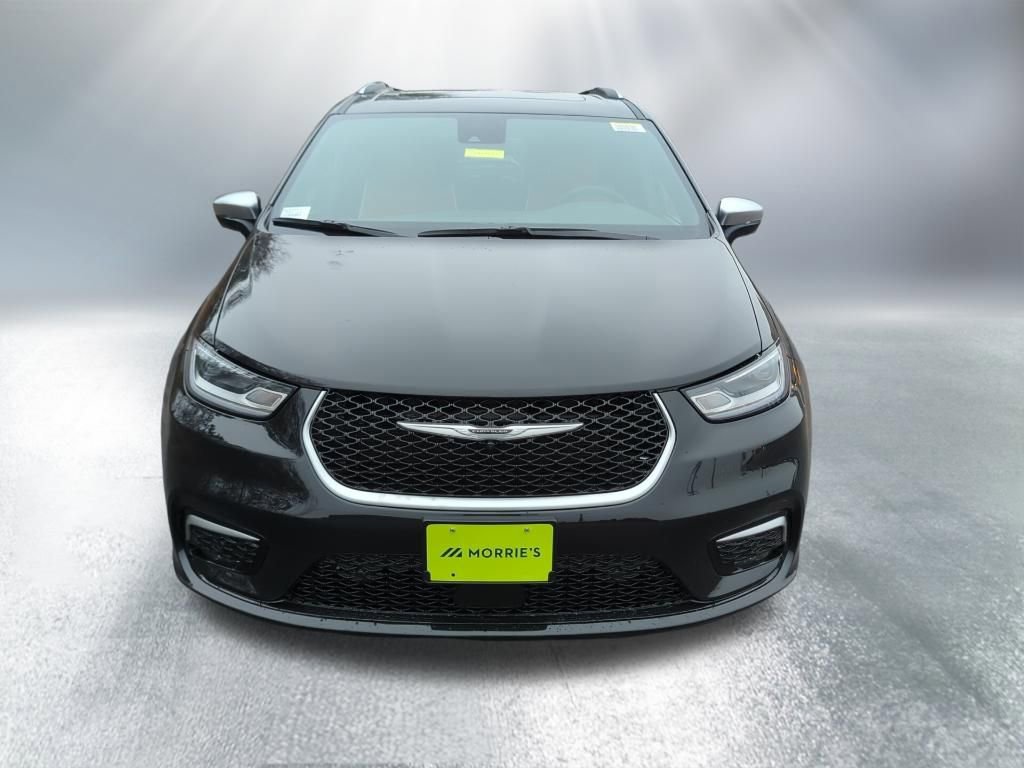 New 2026 Chrysler Pacifica Pinnacle w/ Trailer Tow Group image 2