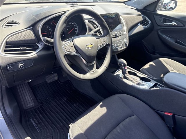 Used 2023 Chevrolet Malibu RS FWD image 10