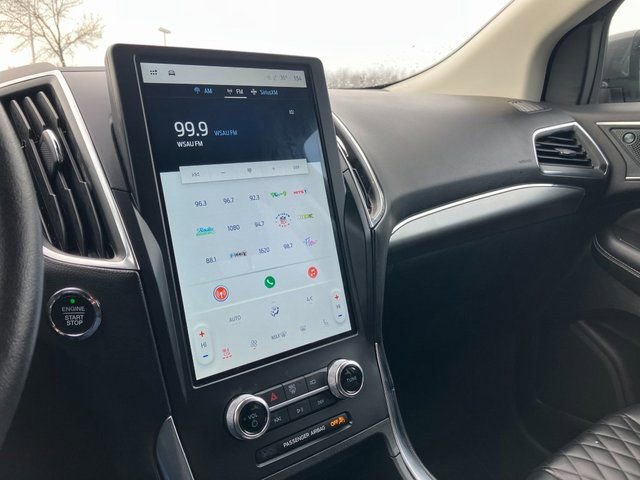 Used 2024 Ford Edge Titanium image 6