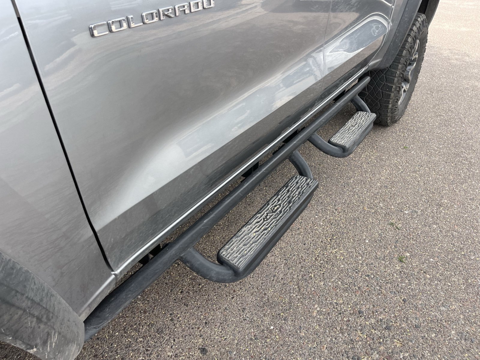 Used 2023 Chevrolet Colorado ZR2 w/ ZR2 Convenience Package III AWD/4WD image 6