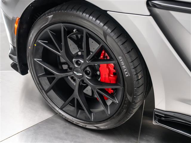 New 2026 Aston Martin DBX 707 image 8