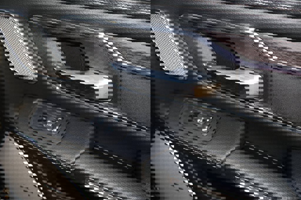 Used 2025 RAM 1500 Laramie w/ Night Edition image 13