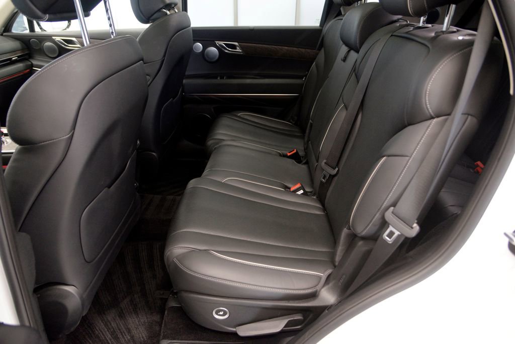Used 2025 Genesis GV80 3.5T Advanced image 27