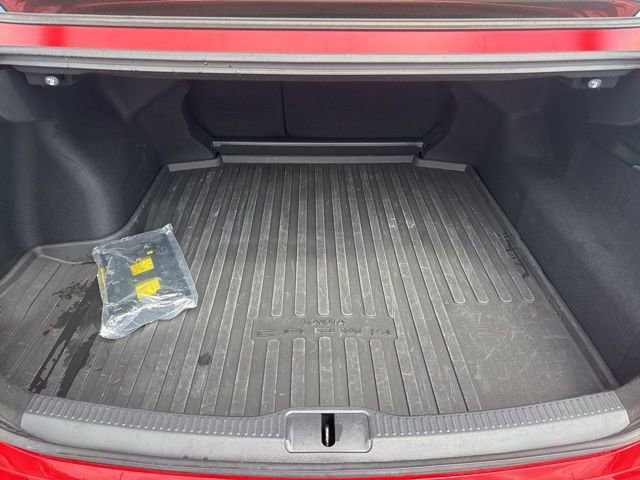 Used 2023 Toyota Crown Limited image 18