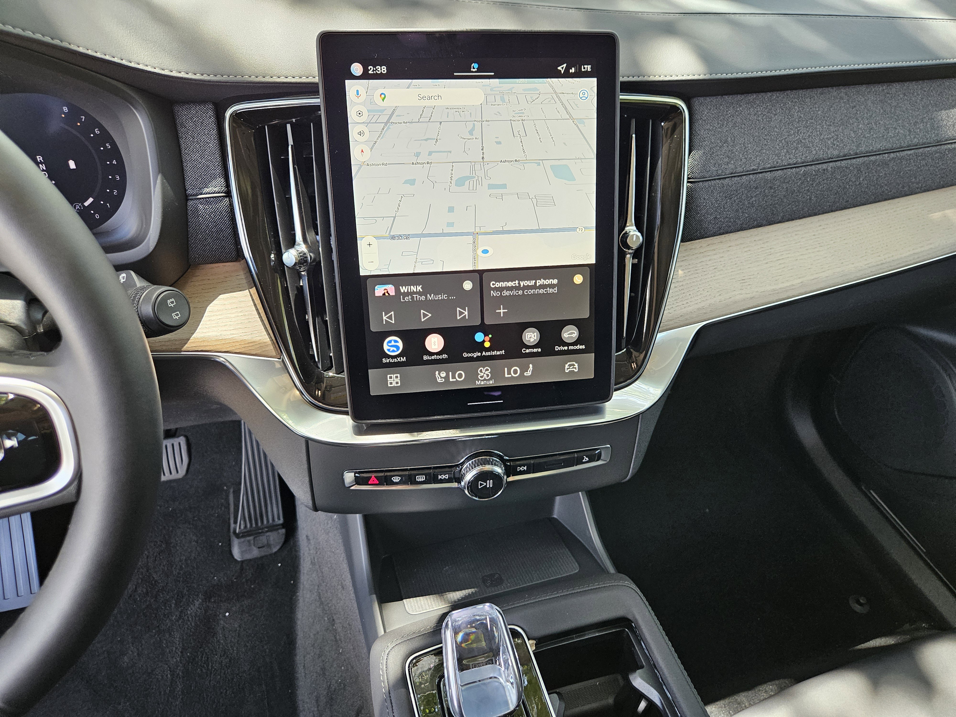 New 2026 Volvo XC90 B5 Core w/ Protection Package image 26