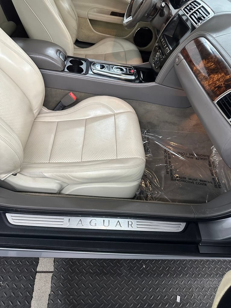 Used 2012 Jaguar XK Convertible RWD image 35