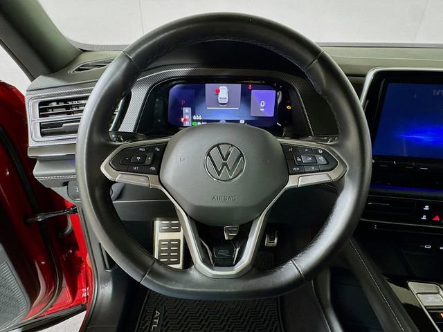 Used 2024 Volkswagen Atlas Cross Sport SEL R-Line AWD/4WD image 9