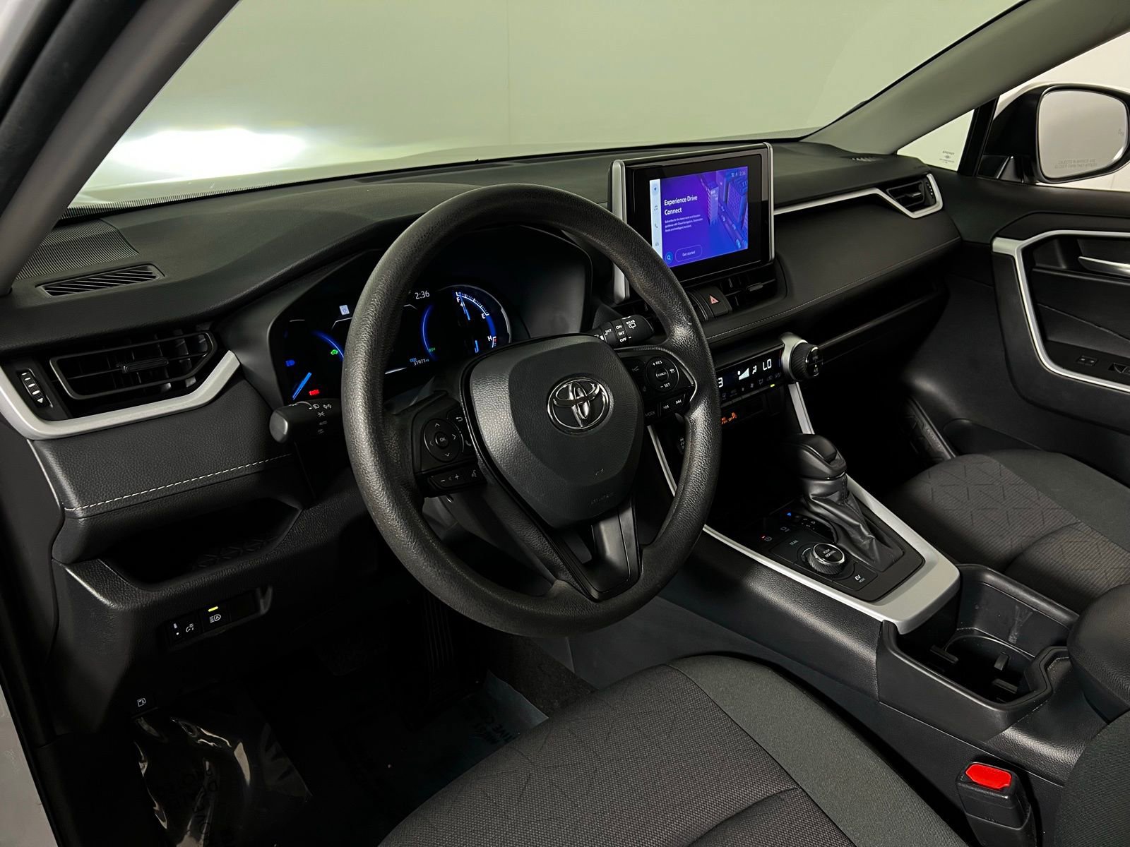 Certified 2025 Toyota RAV4 XLE AWD/4WD image 12