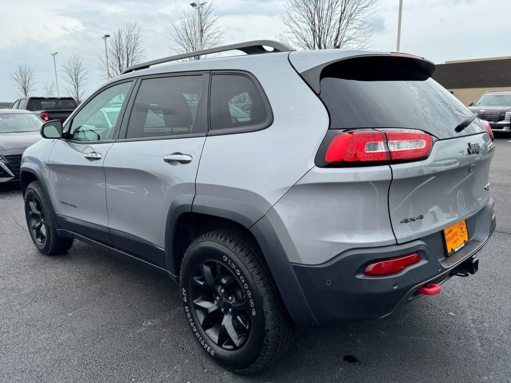 Used 2015 Jeep Cherokee Trailhawk w/ Comfort/Convenience Group image 5