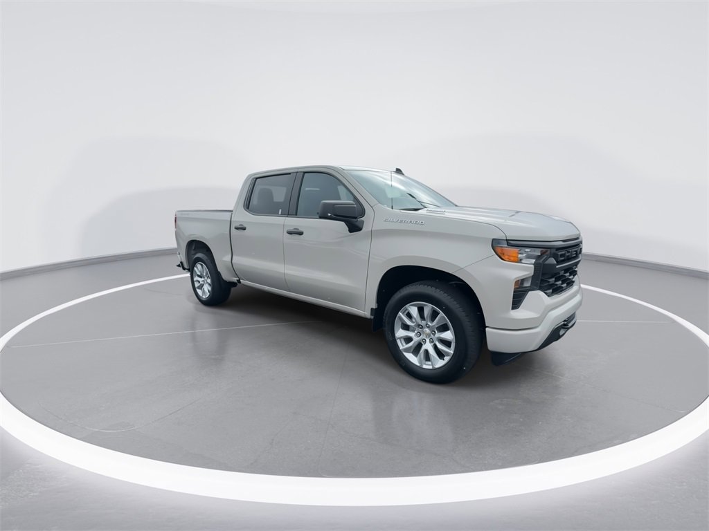 New 2026 Chevrolet Silverado 1500 Custom video 2