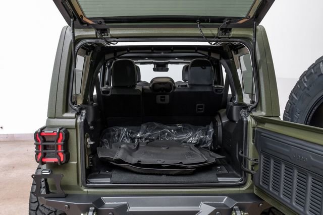 Used 2024 Jeep Wrangler Unlimited Rubicon 392 image 47