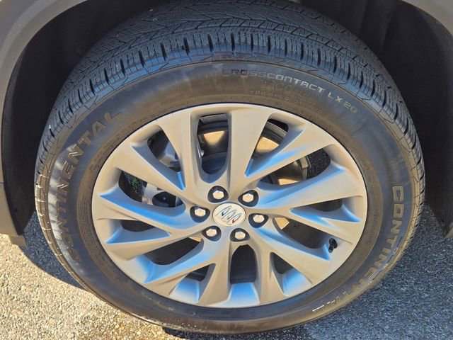 Used 2025 Buick Enclave Preferred FWD image 12