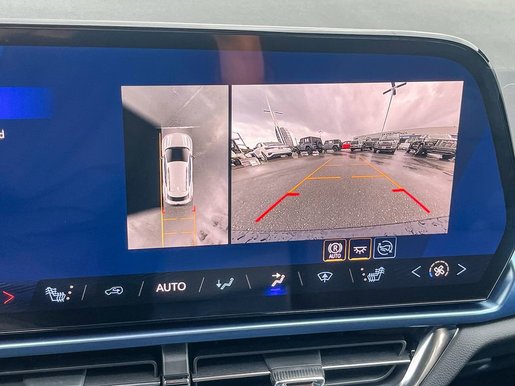 New 2026 Chevrolet Equinox EV LT image 22