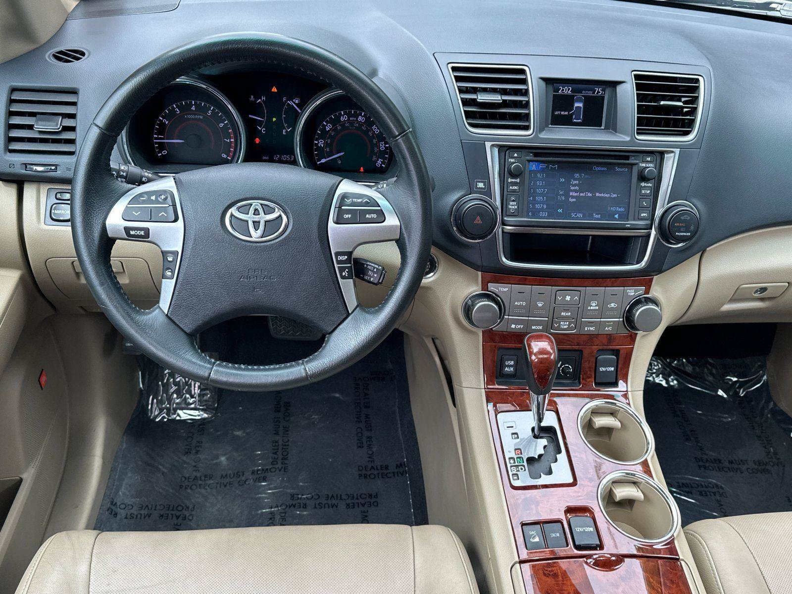 Used 2013 Toyota Highlander Limited AWD/4WD image 13