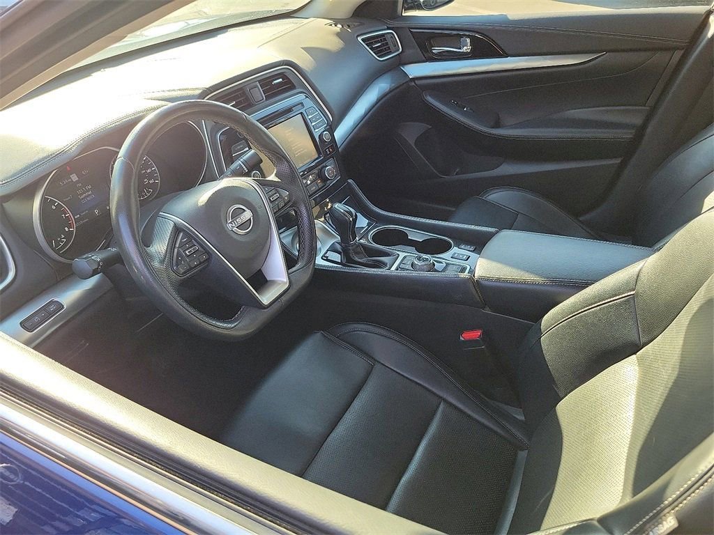 Used 2023 Nissan Maxima SV w/ Floor Mat Group image 3