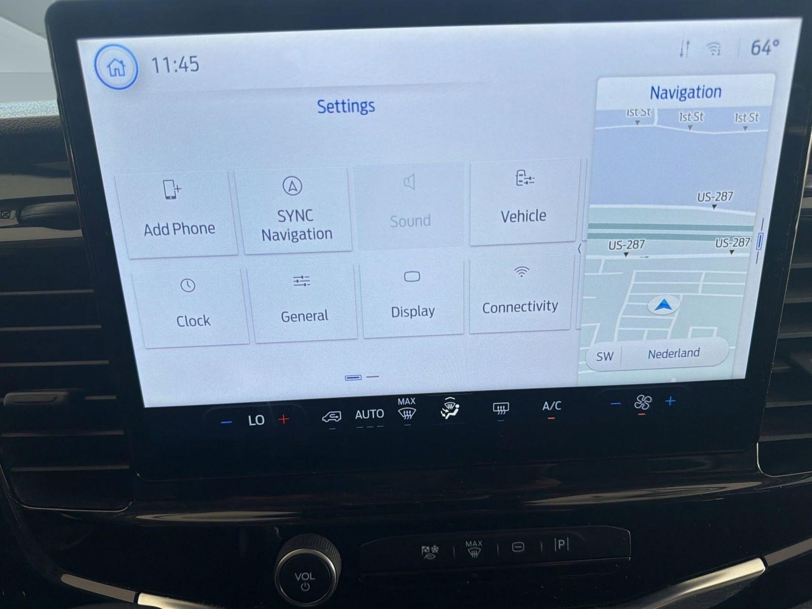 Used 2024 Ford Transit 350 XLT image 22