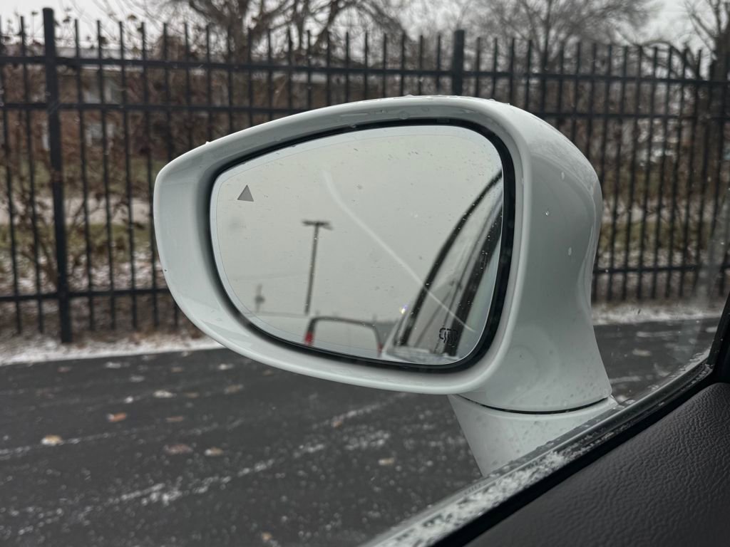 Used 2024 Chrysler Pacifica Pinnacle image 15