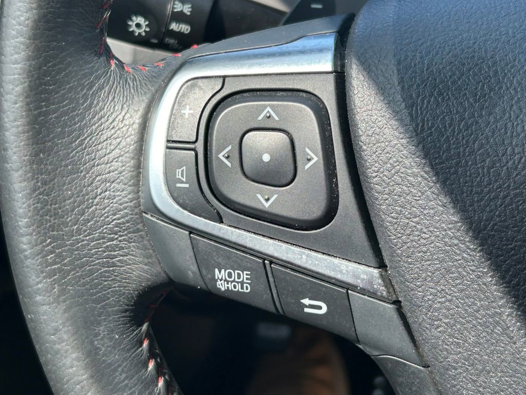 Used 2017 Toyota Camry SE image 31