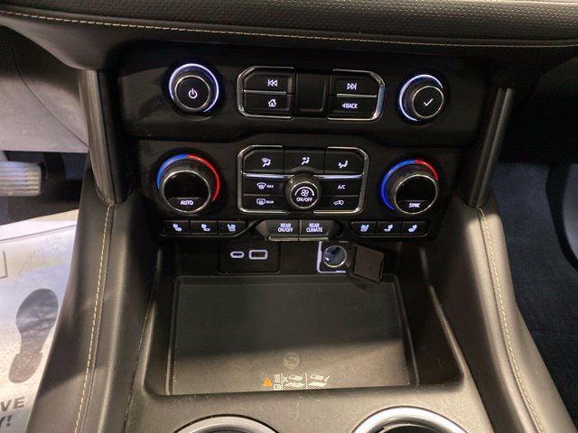 Certified 2021 Chevrolet Tahoe Premier w/ Premium Package AWD/4WD image 31