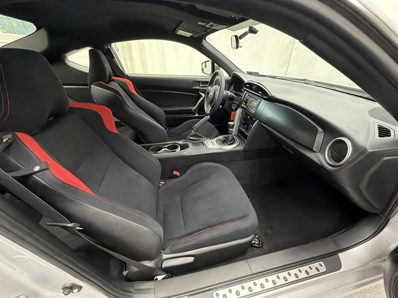 Used 2013 Scion FR-S RWD image 11