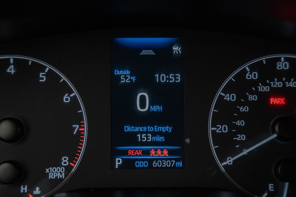 Used 2024 Toyota Corolla SE w/ SE Convenience Package image 35