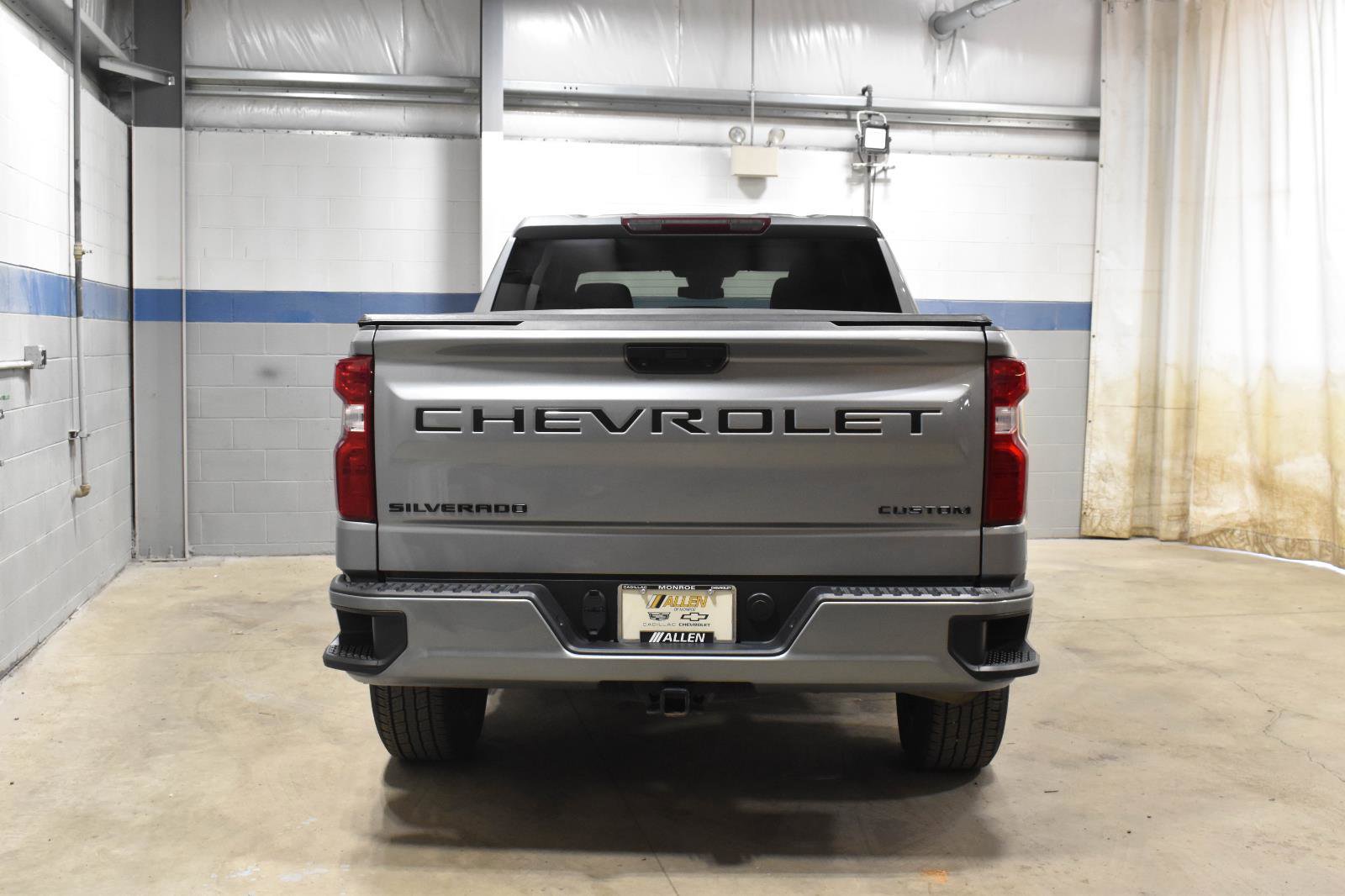 Used 2023 Chevrolet Silverado 1500 Custom w/ LPO, Dark Essentials Package AWD/4WD image 22