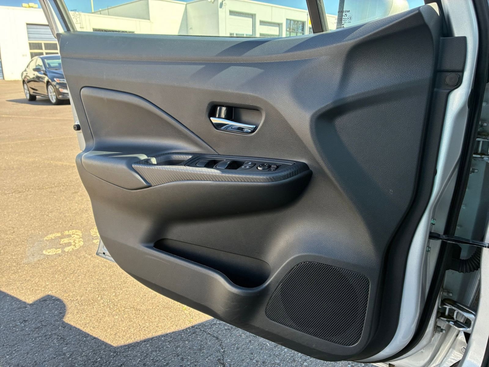 Used 2025 Nissan Versa SV FWD image 18