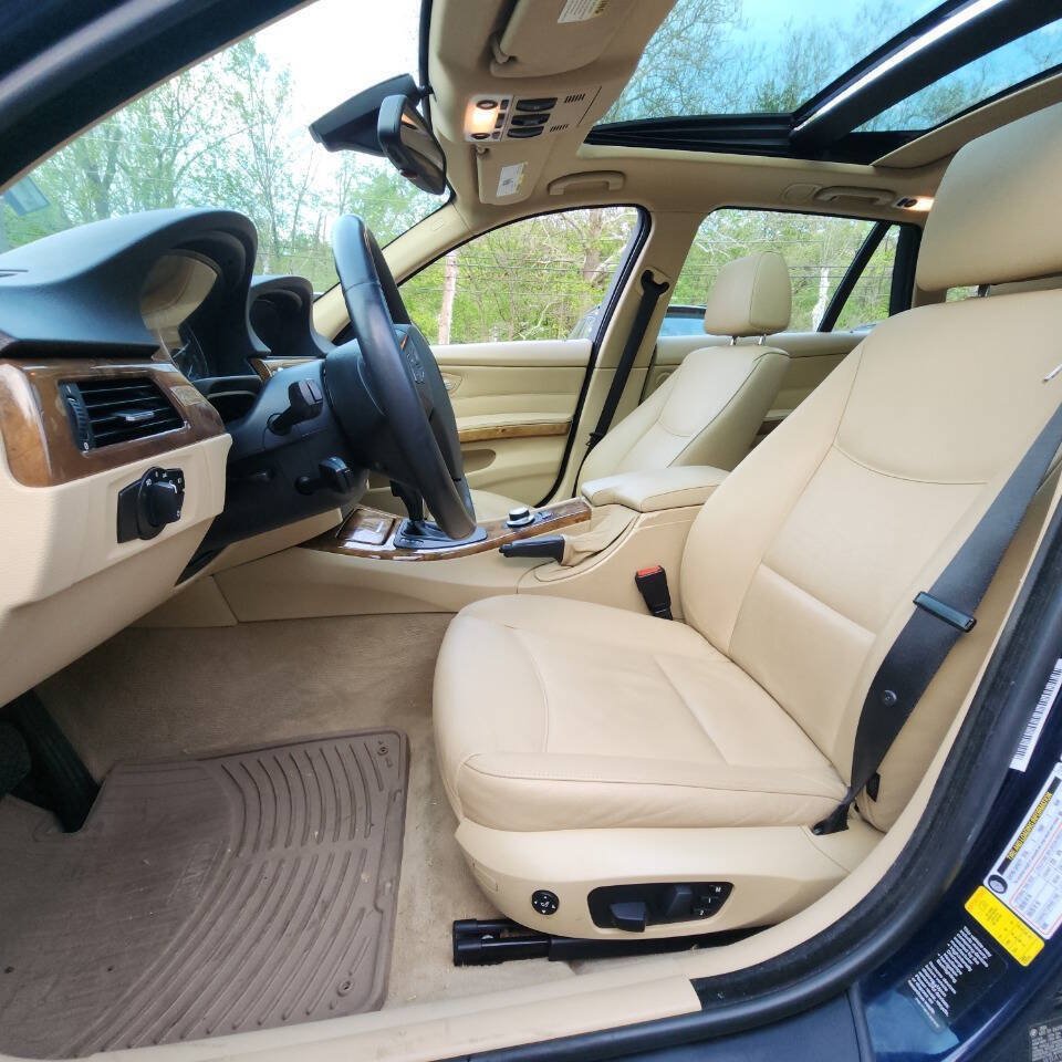 Used 2008 BMW 328xi Wagon AWD/4WD image 8