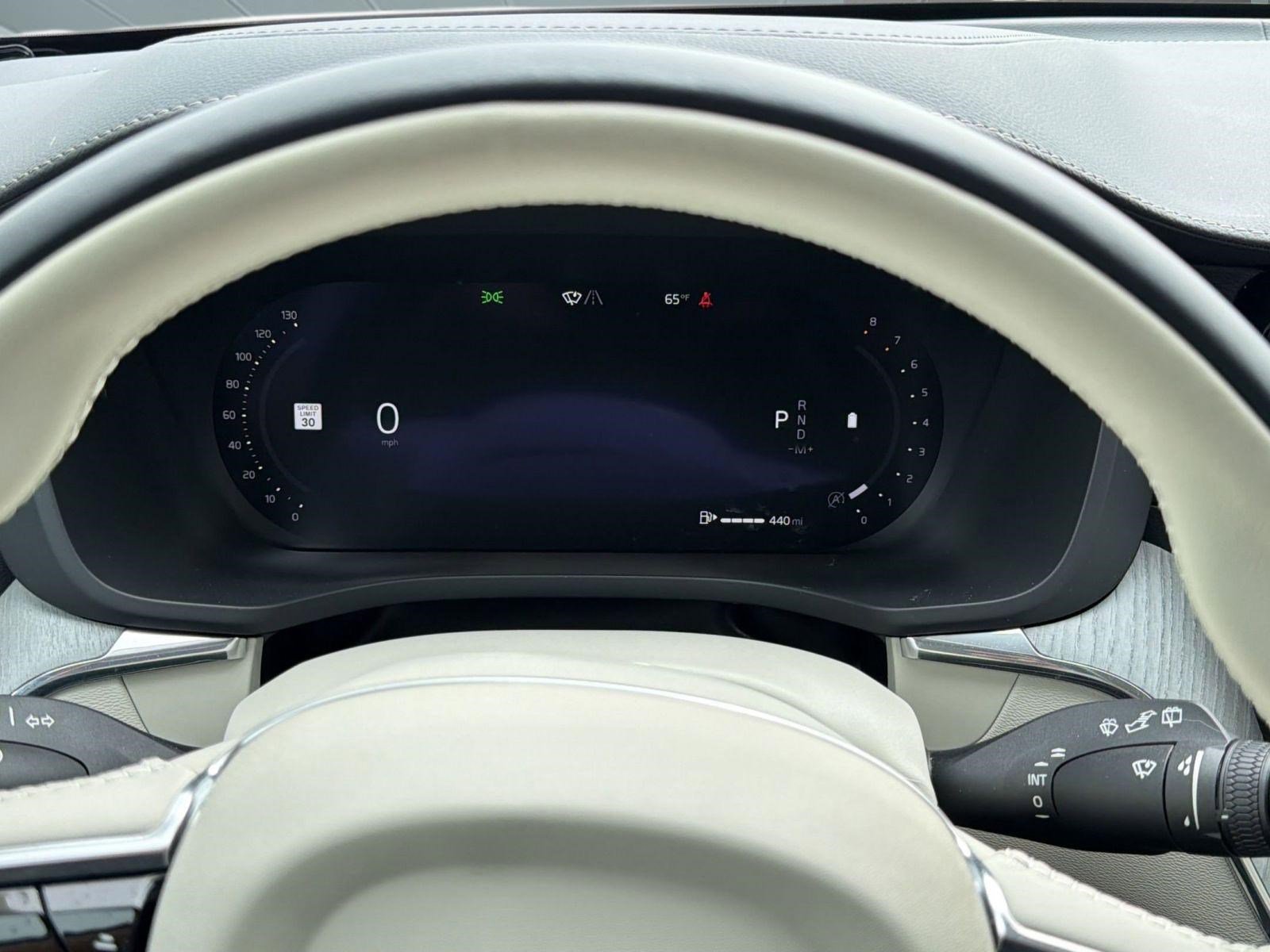 Certified 2024 Volvo XC60 B5 Ultimate image 20