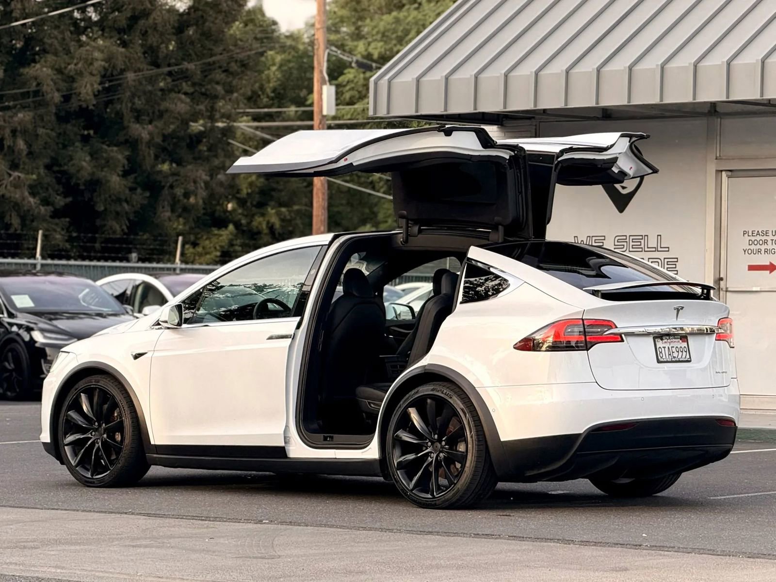 Used 2020 Tesla Model X Long Range AWD/4WD image 6
