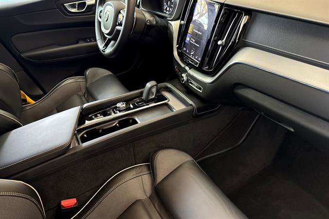 Used 2021 Volvo XC60 T8 Polestar image 16