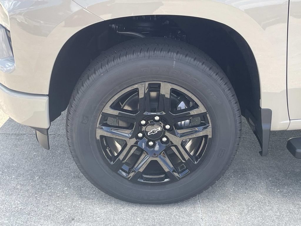 New 2026 Chevrolet Silverado 1500 Custom AWD/4WD image 7