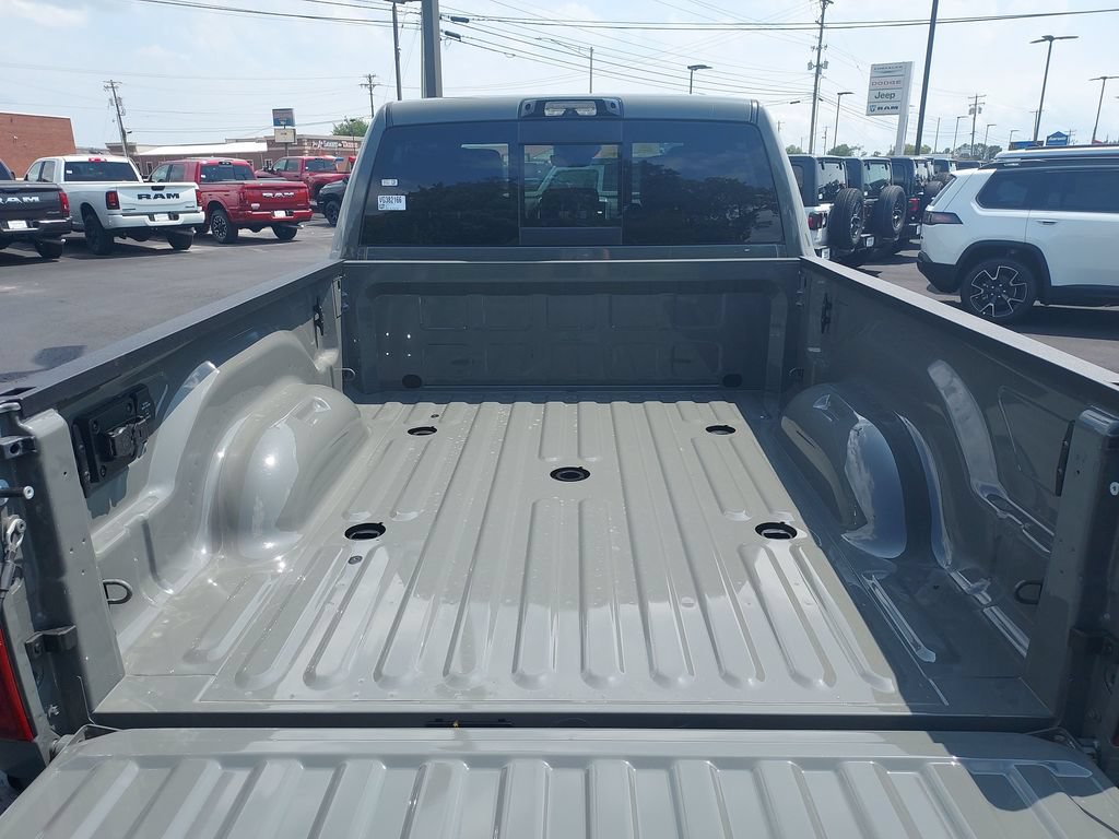 New 2027 RAM 2500 Laramie w/ Night Edition AWD/4WD image 9