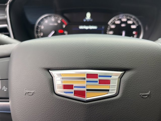 New 2025 Cadillac XT6 Luxury image 45