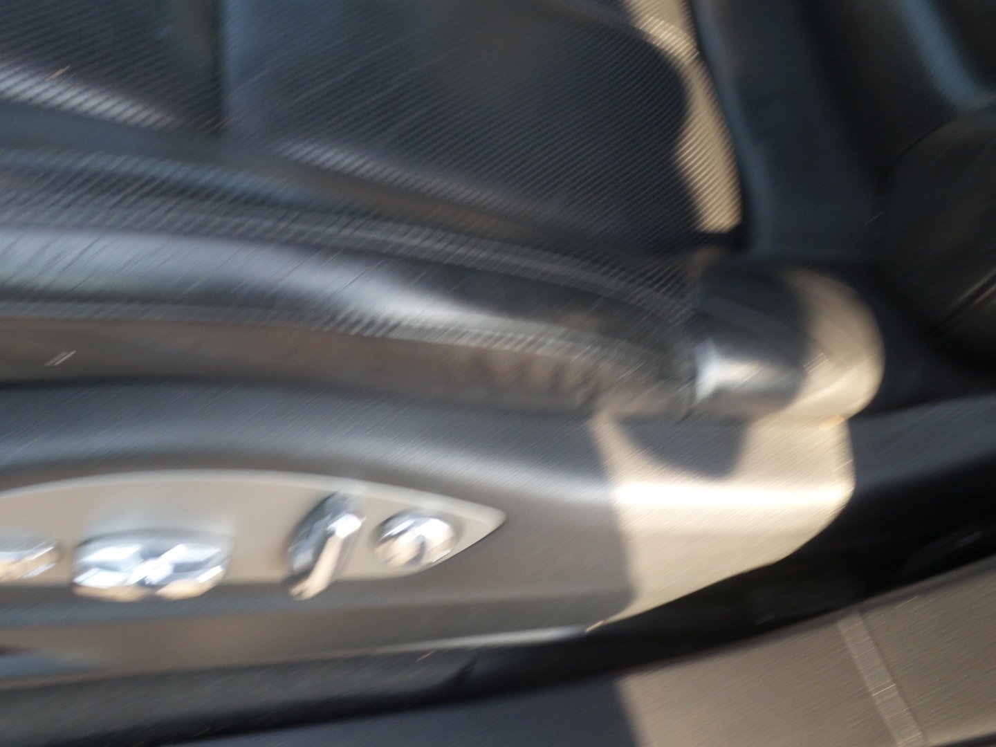 Used 2013 Porsche Cayenne GTS image 25