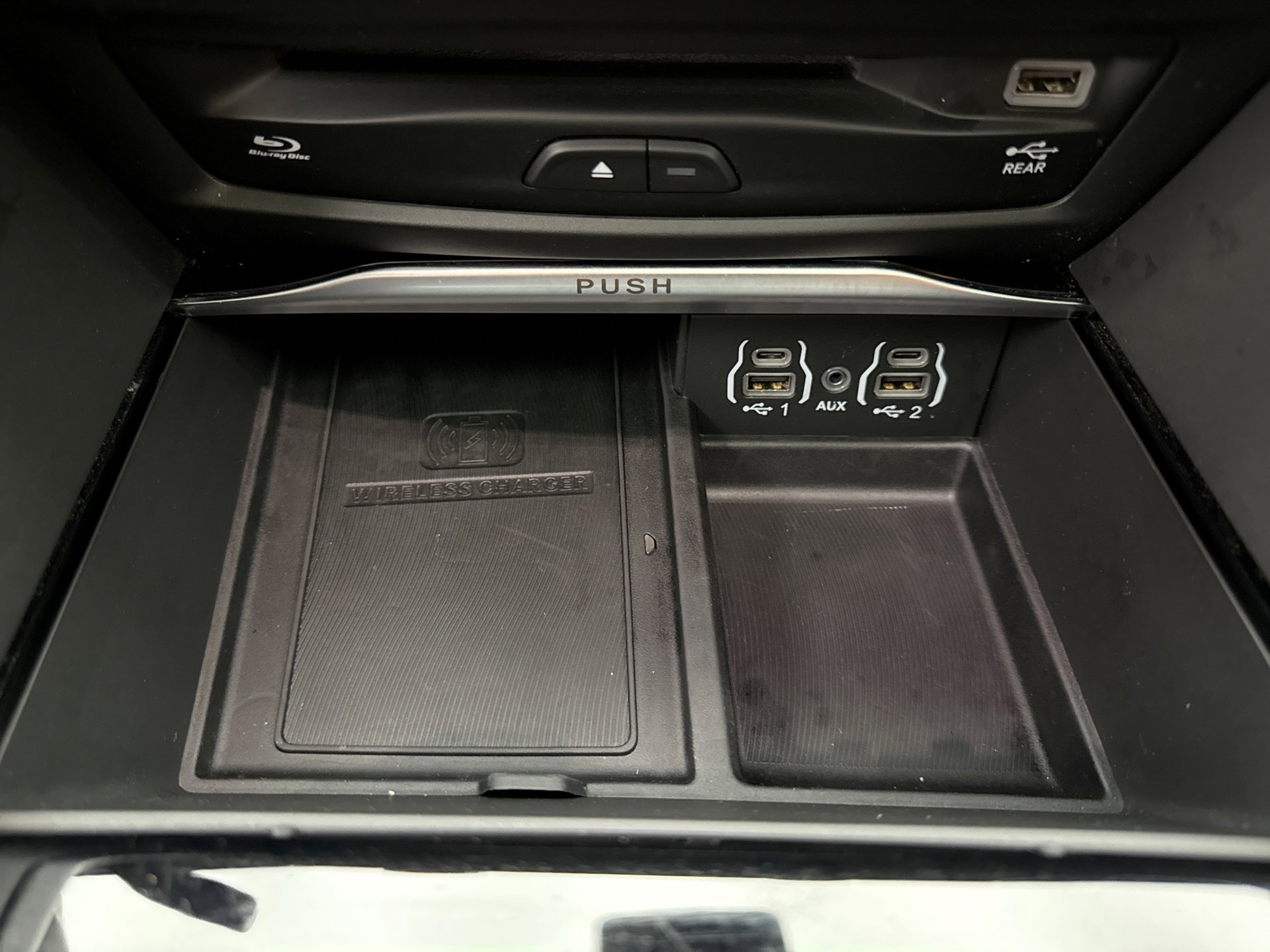 Used 2021 Chrysler Pacifica Pinnacle image 18